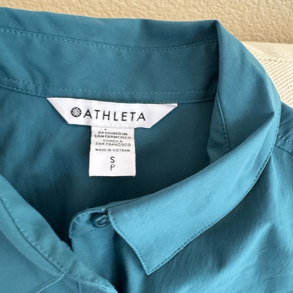 Athleta Teal Blue Collared Button-Front Shirt gre… - image 1